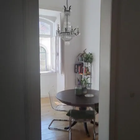 Luminous, Charming And Spacious In Lisbon's Most Coveted Area Lägenhet Lisboa